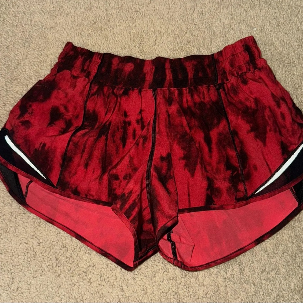 Lululemon Hotty Hot 2.5”